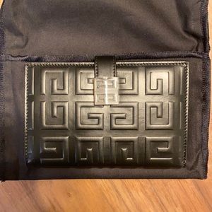 NWT NIB Givenchy Wallet